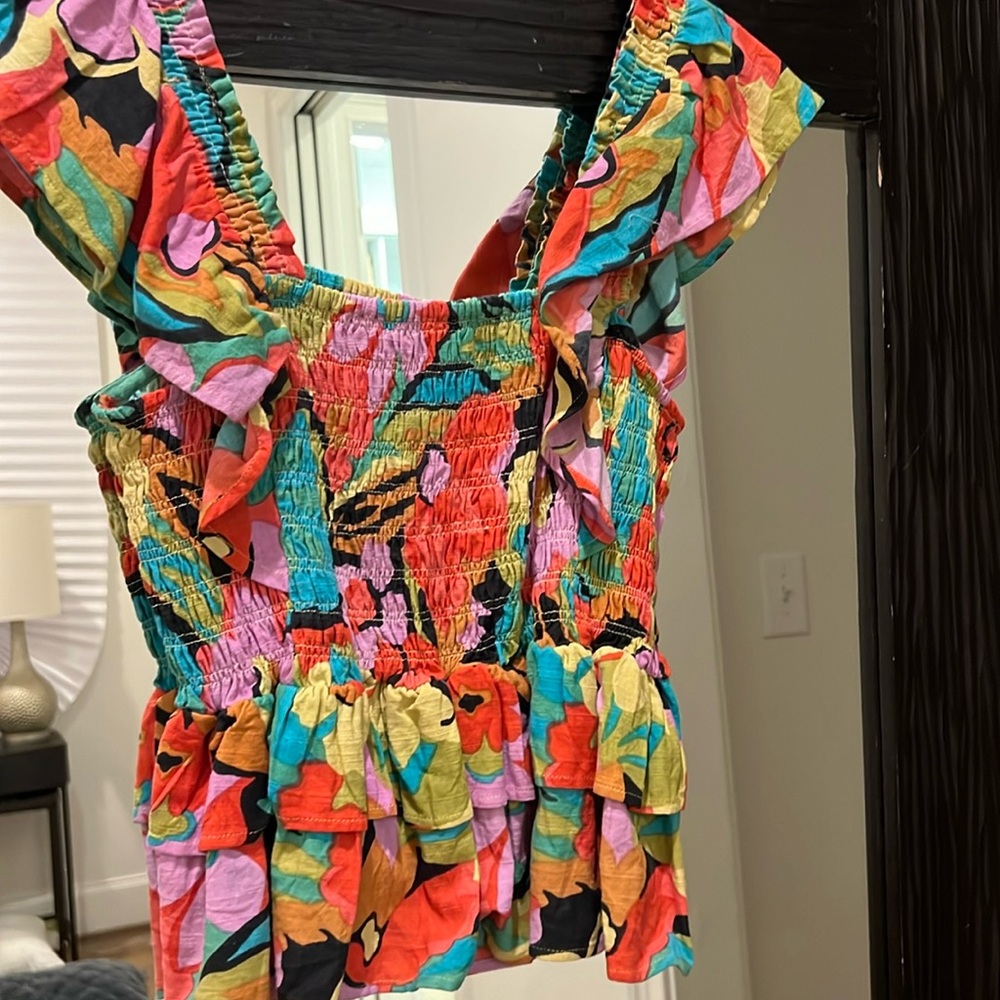 THML Ruffle Top - Picture 1 of 4